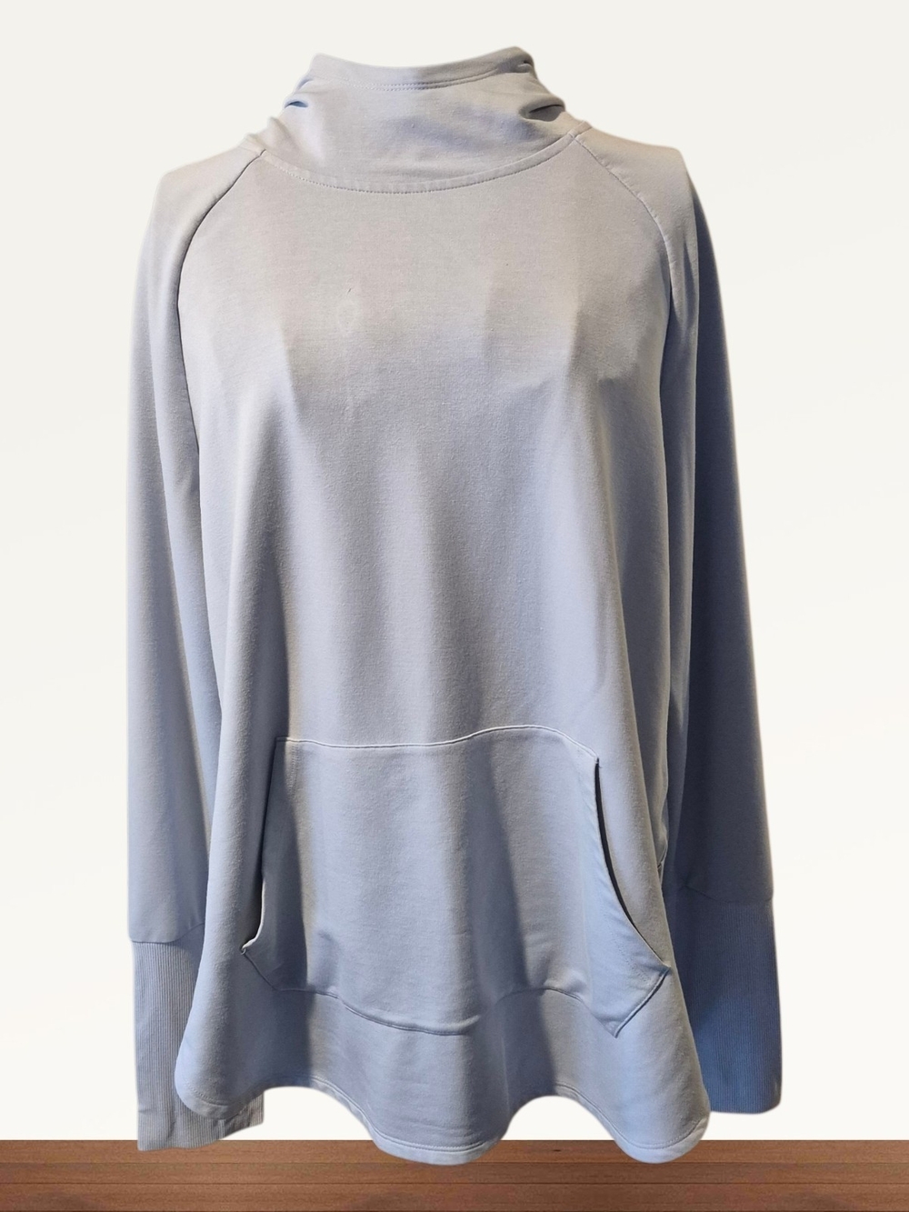 Skechers Women's Light Blue Hoodie With Thumb Holes 2XL